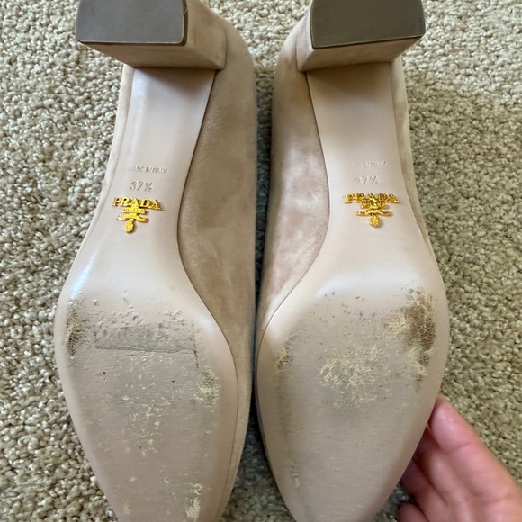 Prada Elegant Tan Women\'s Pumps main image 8
